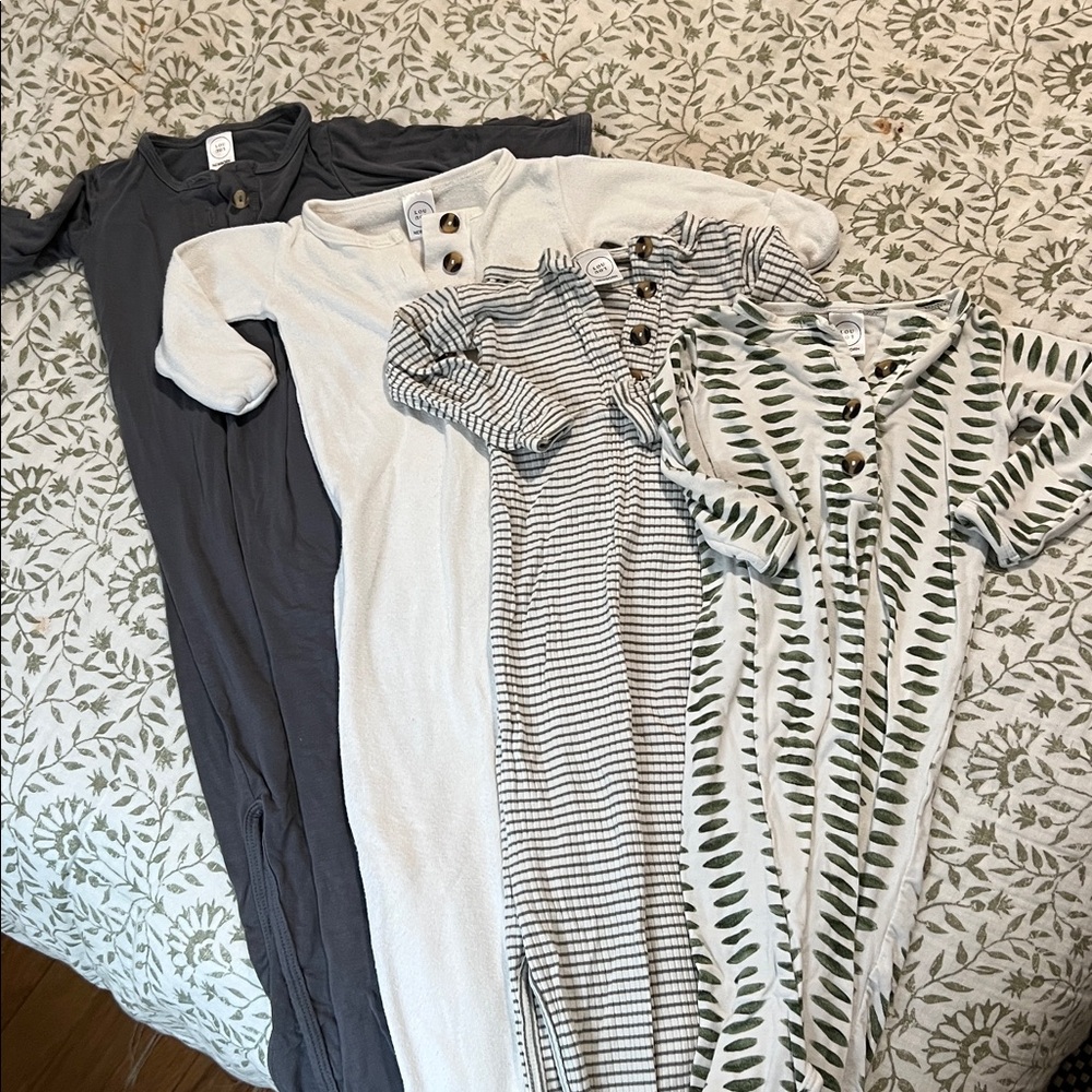 Set of 4- Lou Lou & Co Baby Sleep Gowns